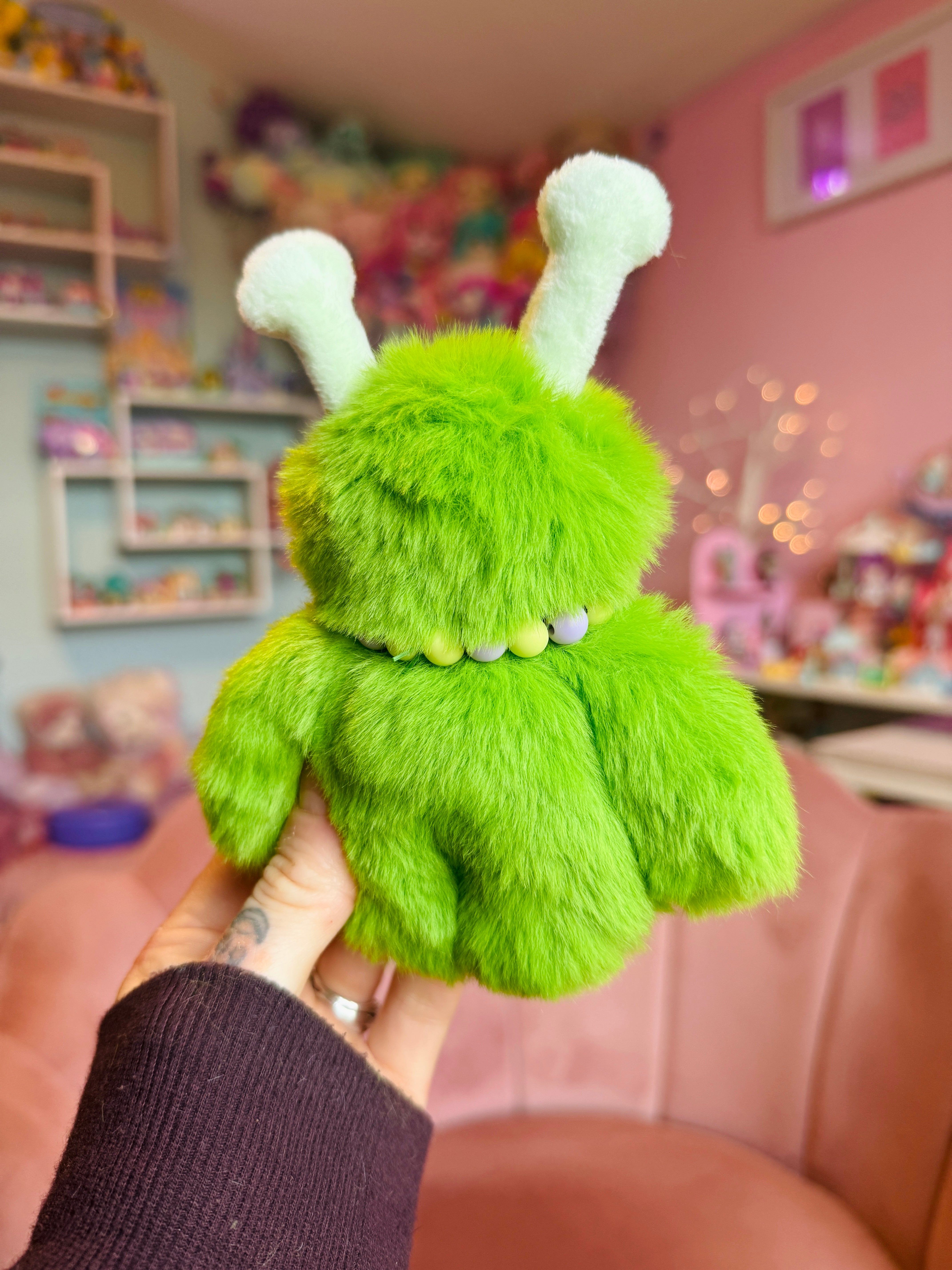 ALIEN PALMPUFF - Handmade Mini Luxury Weighted Doll