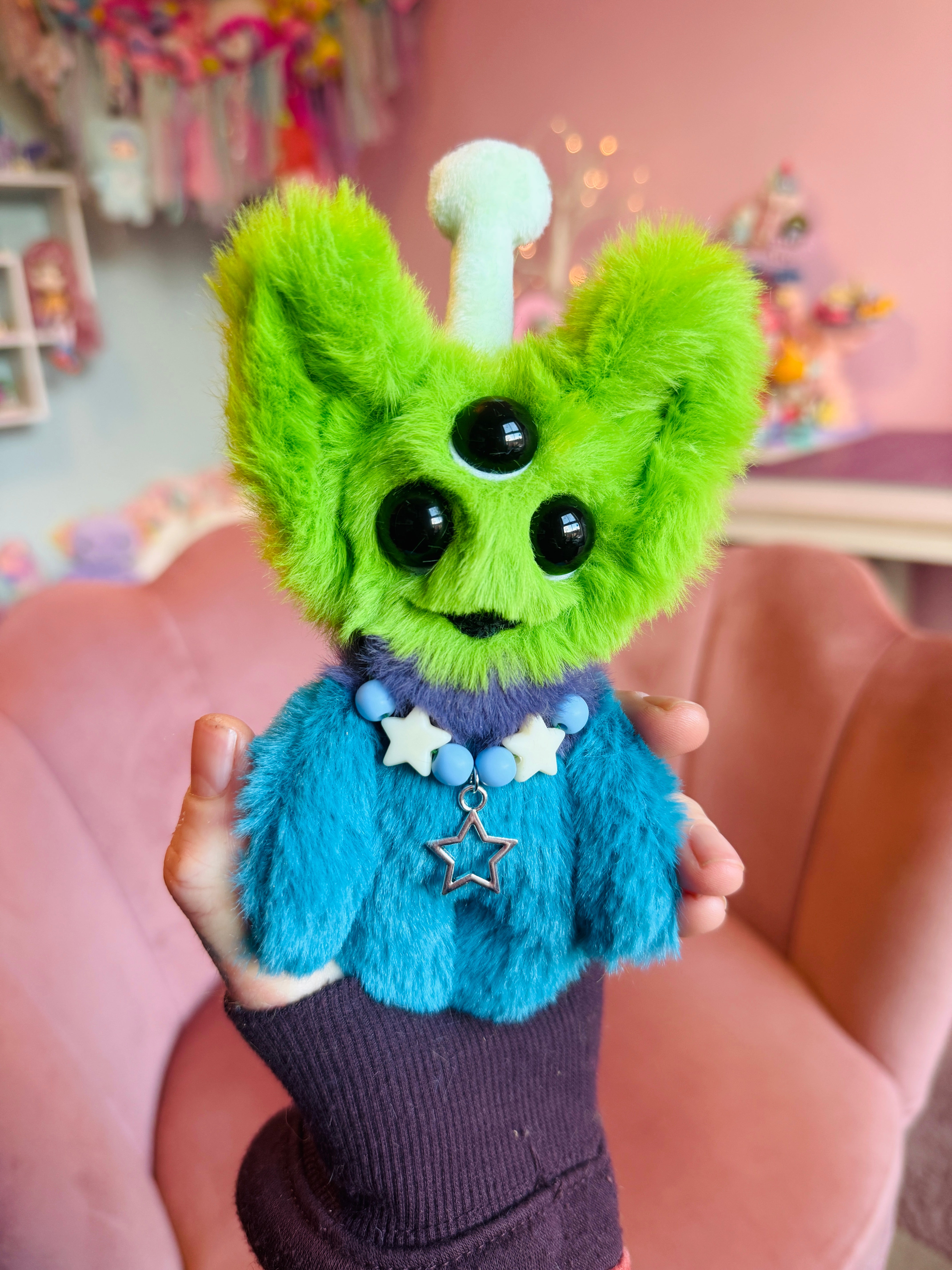 TOY STORY INSPIRED ALIEN PALMPUFF - Handmade Mini Luxury Weighted Doll