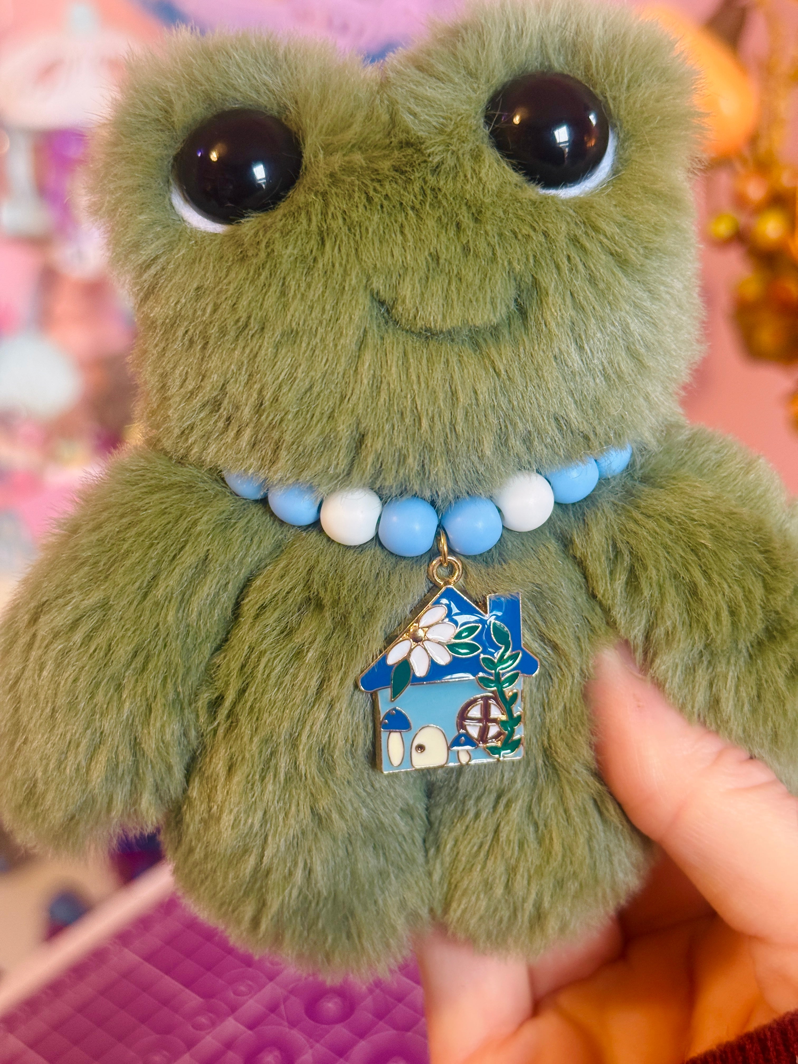 FRÖGE PALMPUFF - Handmade Mini Luxury Weighted Doll