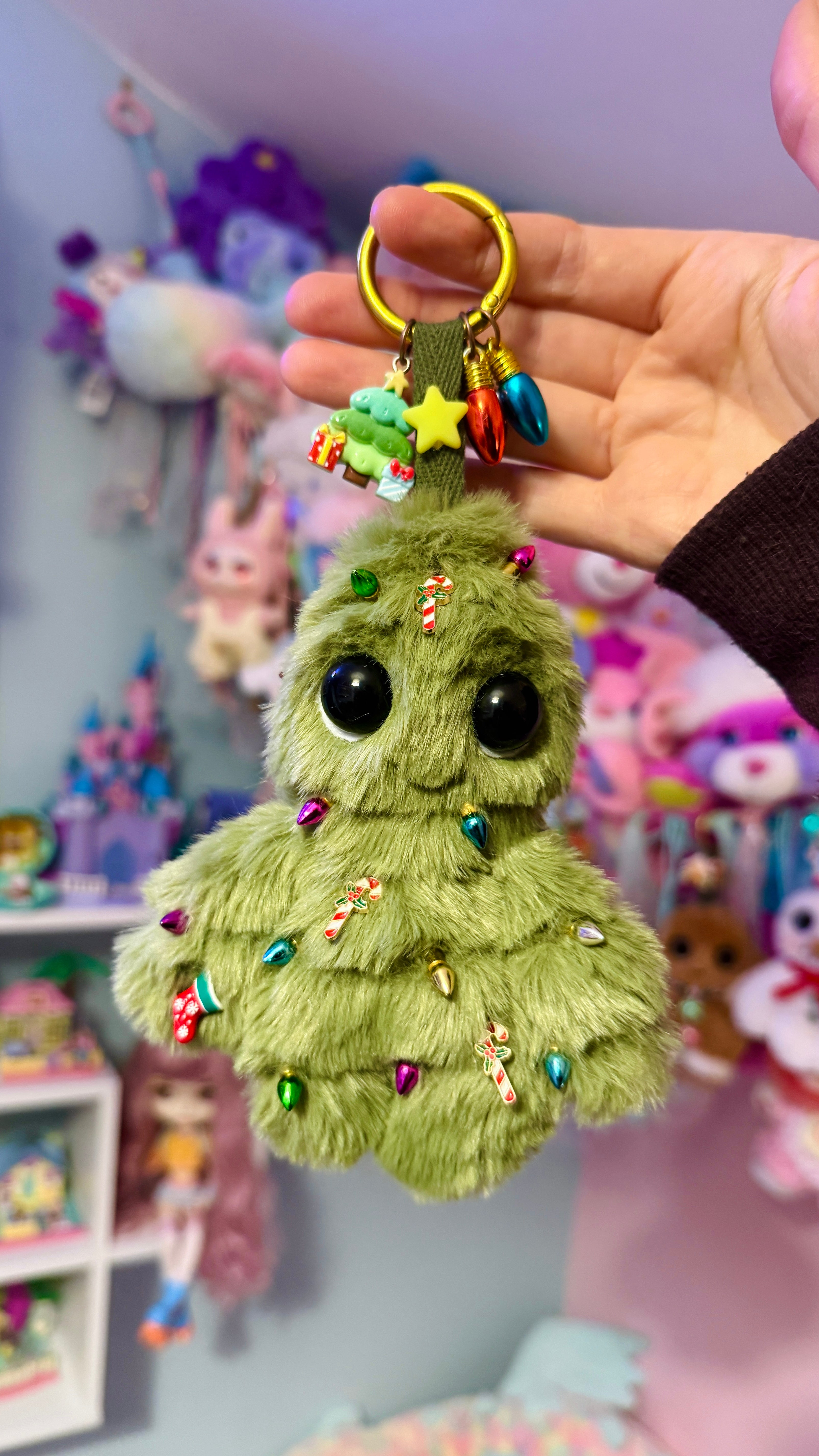 XMAS TREE PALMPUFF PENDANT - Handmade Mini Luxury Weighted Doll