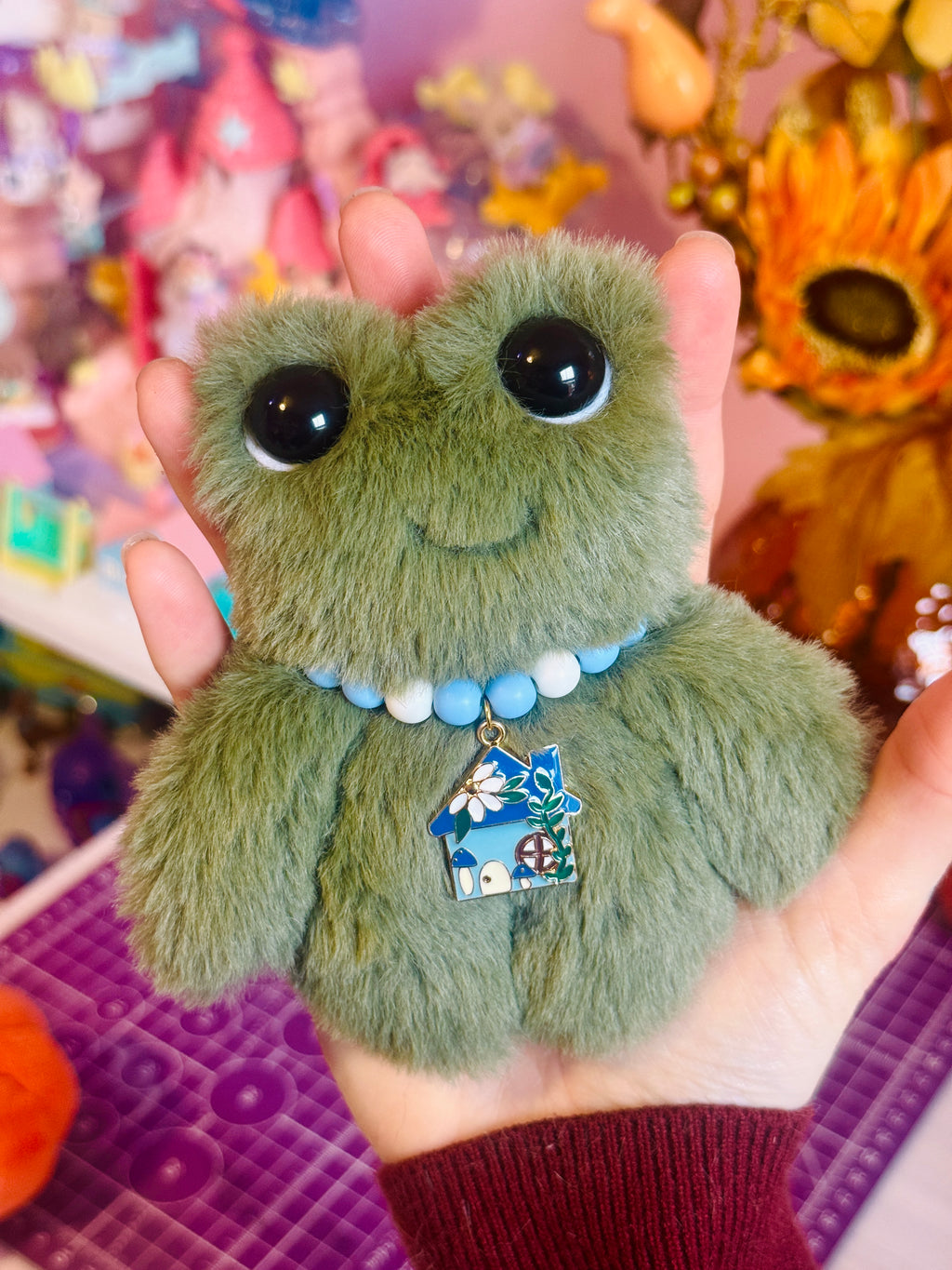 FRÖGE PALMPUFF - Handmade Mini Luxury Weighted Doll