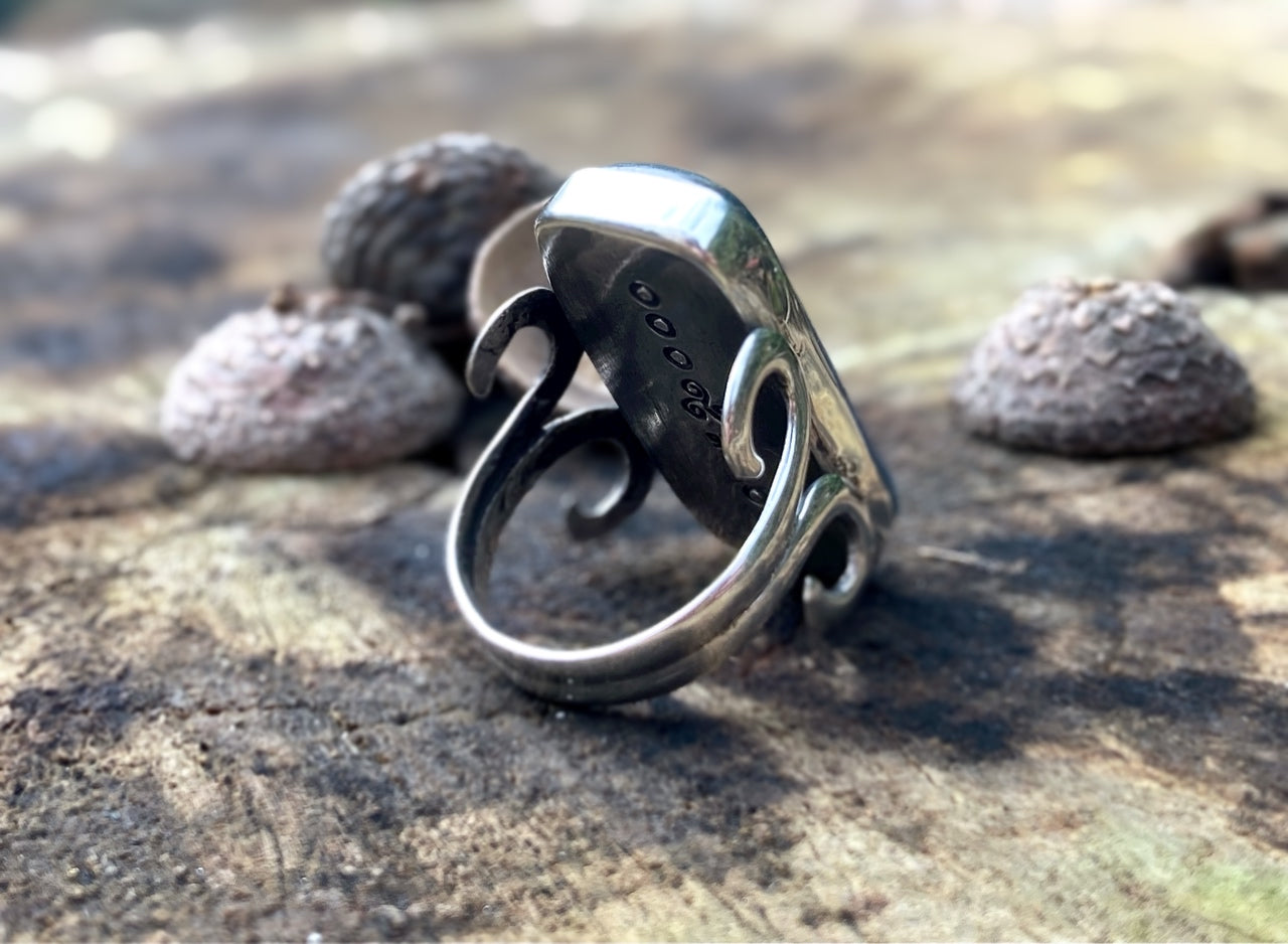 FLOW Handmade Sterling Silver Ring with Blue Kyanite - Size N/6.5