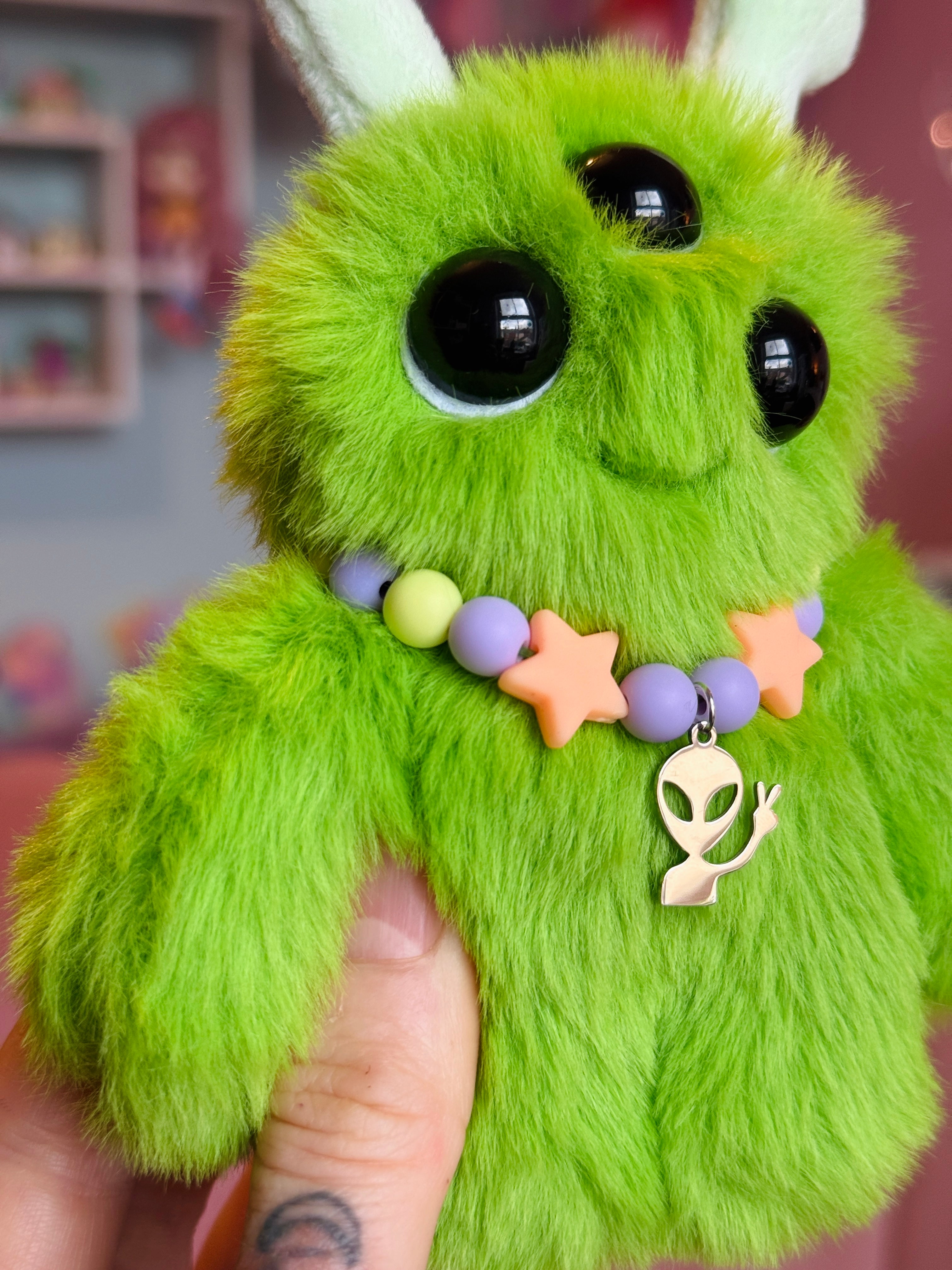 ALIEN PALMPUFF - Handmade Mini Luxury Weighted Doll