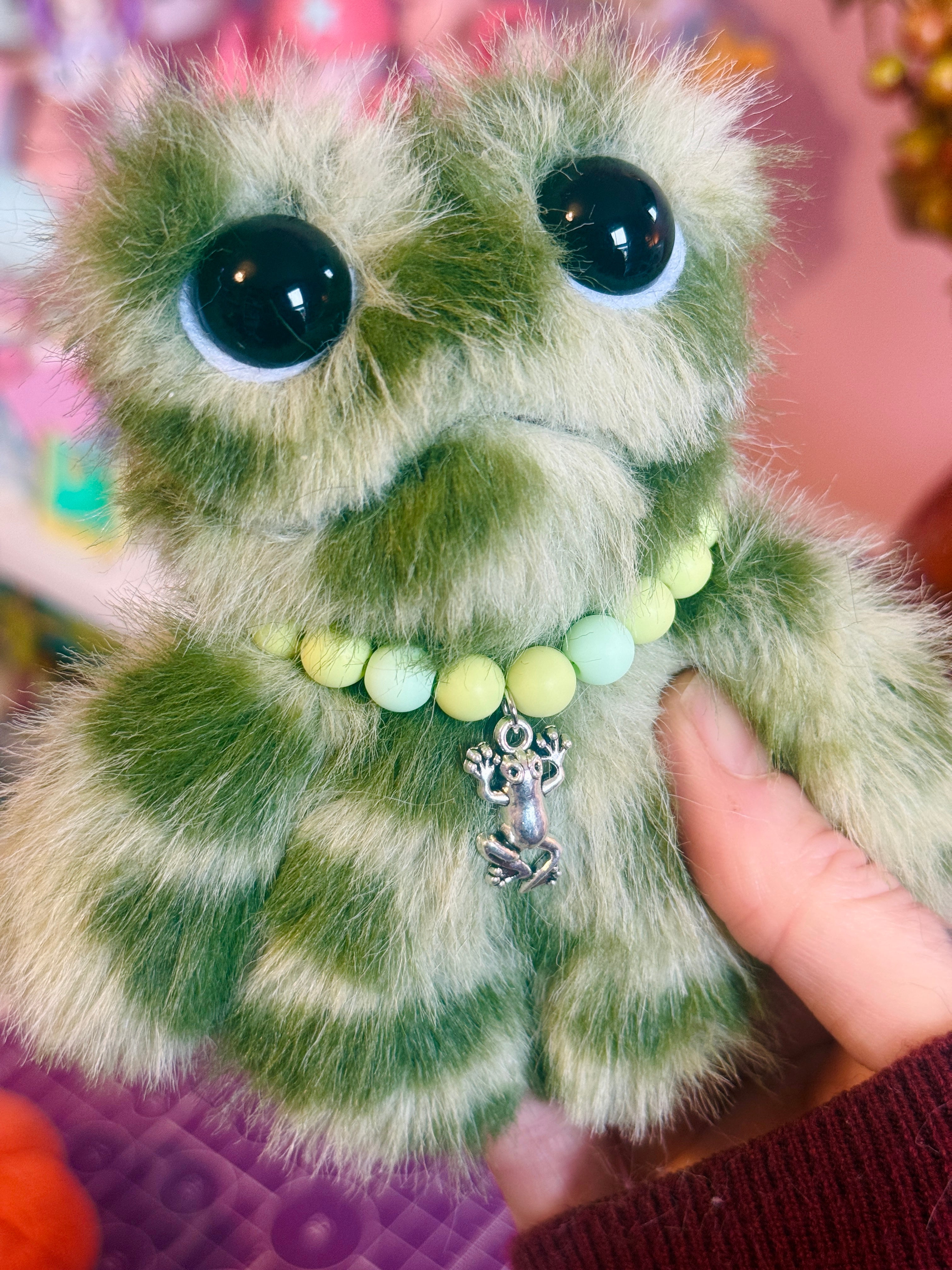 SPECKLED FRÖGE PALMPUFF - Handmade Mini Luxury Weighted Doll