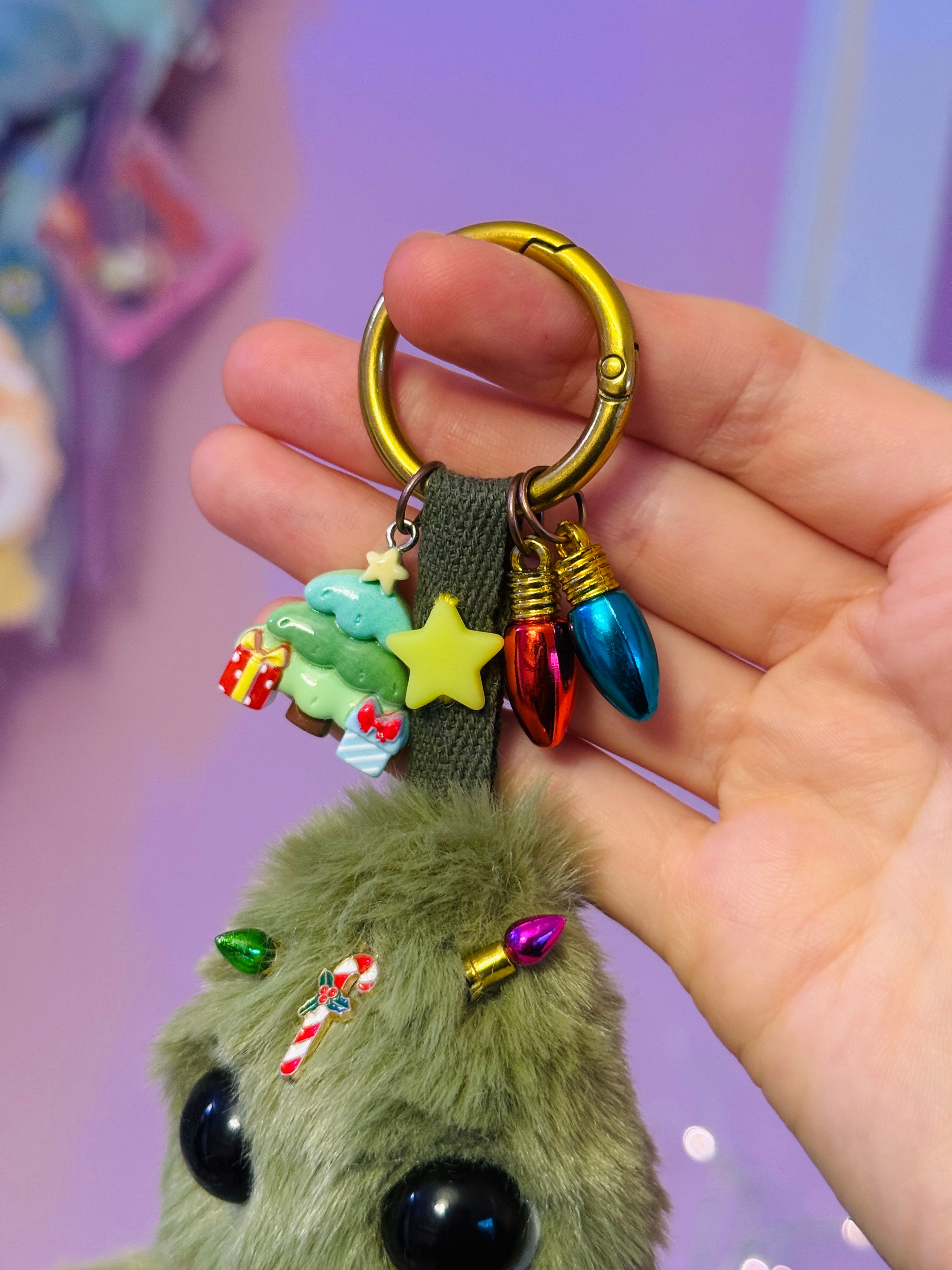 XMAS TREE PALMPUFF PENDANT - Handmade Mini Luxury Weighted Doll