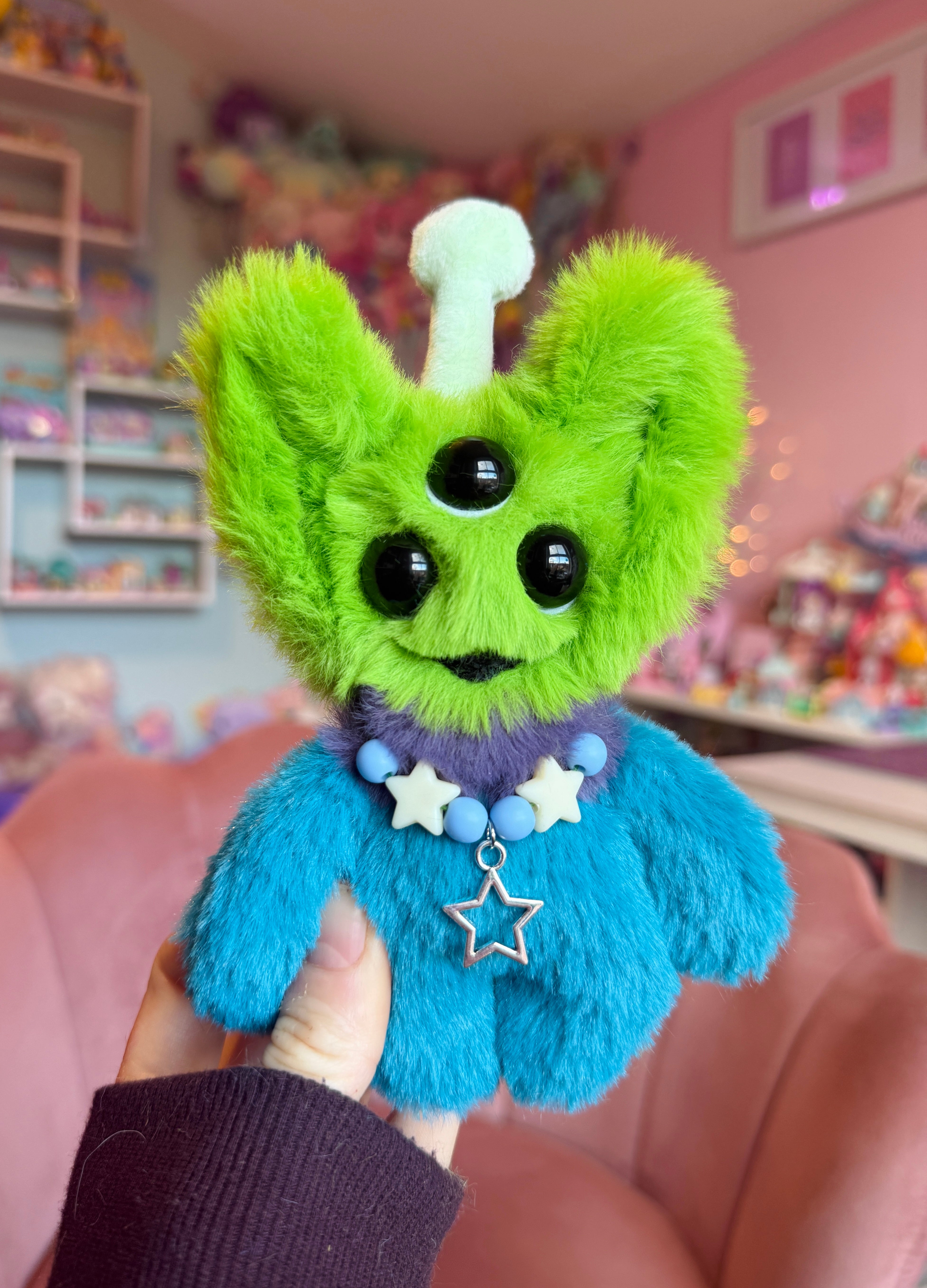 TOY STORY INSPIRED ALIEN PALMPUFF - Handmade Mini Luxury Weighted Doll