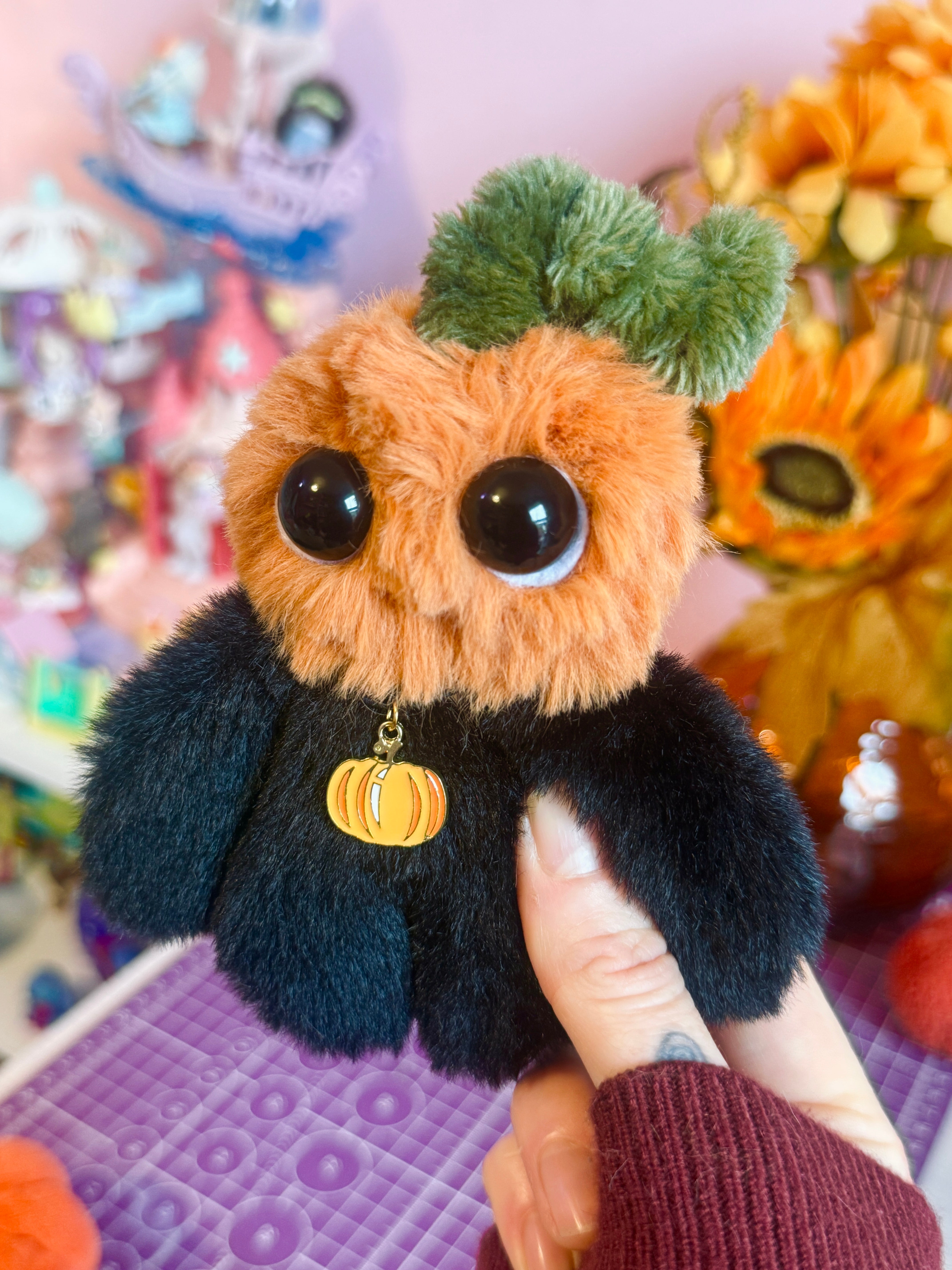 PUMPKIN PICKER PALMPUFF (B) - Handmade Mini Luxury Weighted Doll