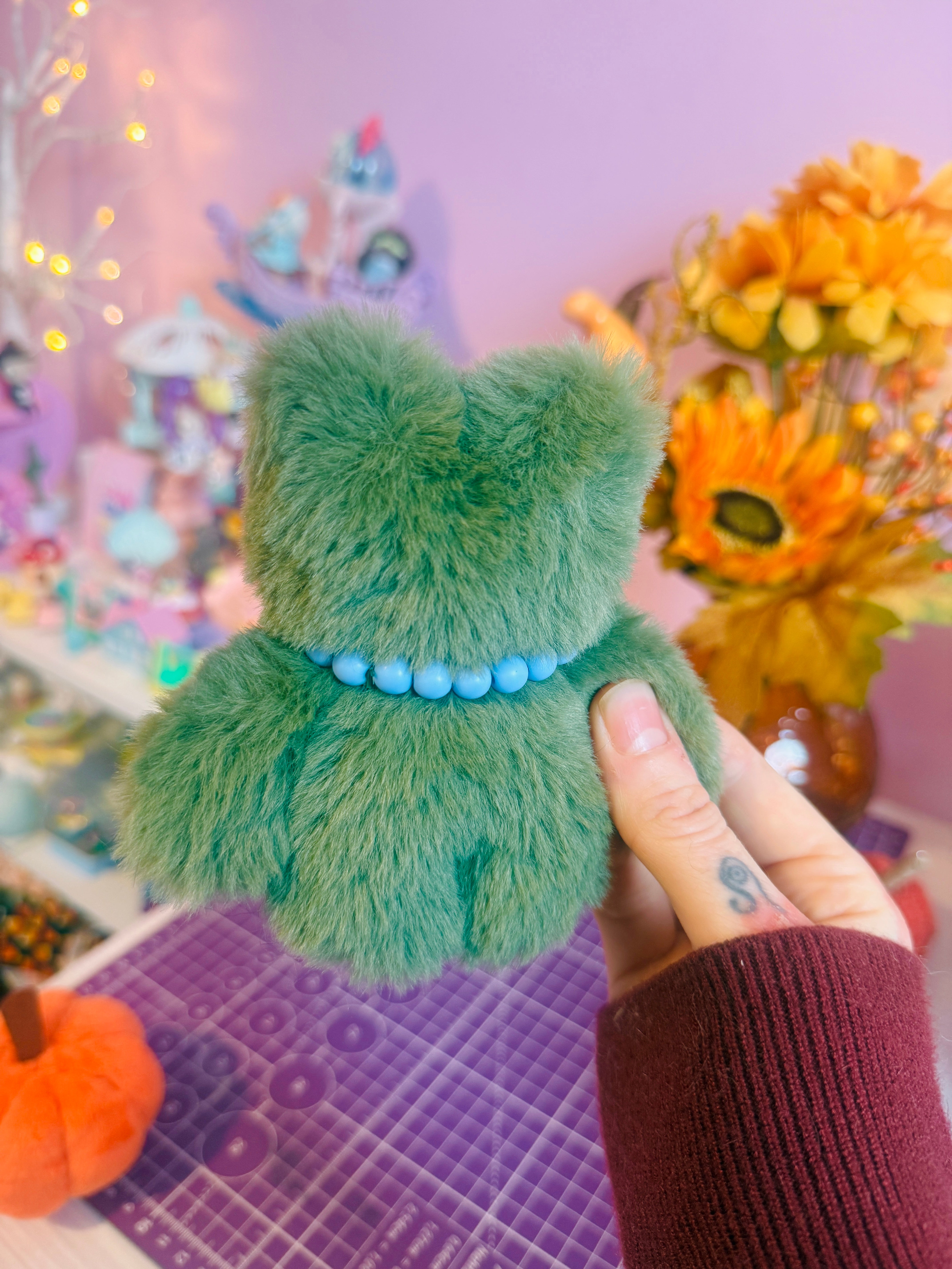 FRÖGE PALMPUFF - Handmade Mini Luxury Weighted Doll