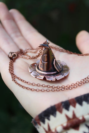HOCUS POCUS Handmade Copper Witches Hat Necklace