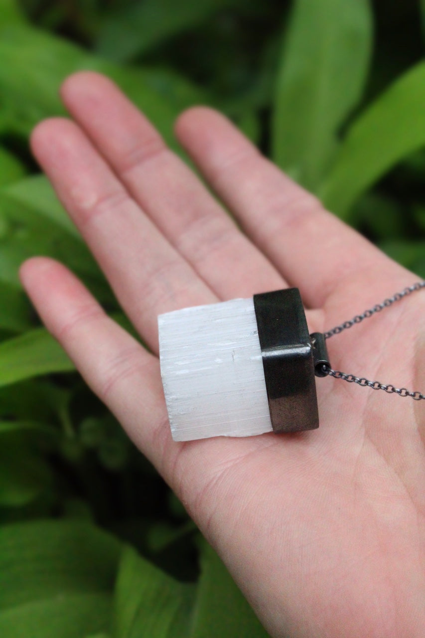 DARK TREASURE Handmade Sterling Silver Necklace with Selenite